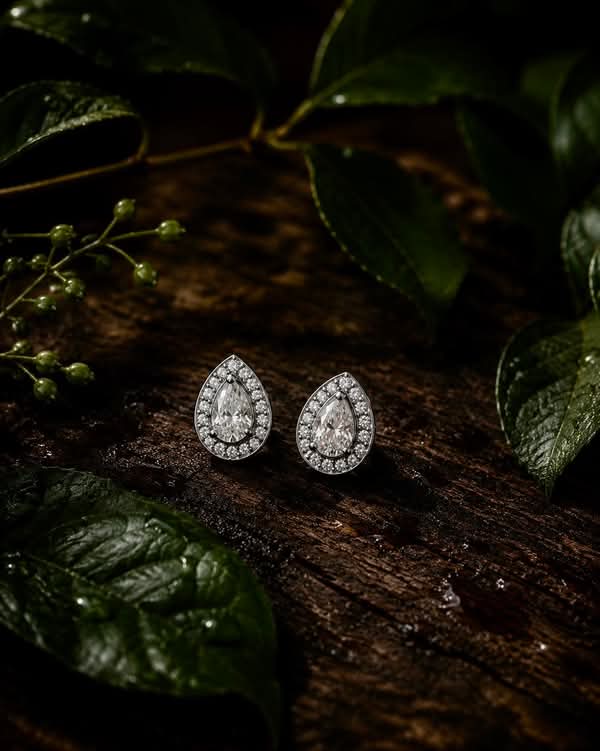 Bông tai giọt nước đá moissanite
