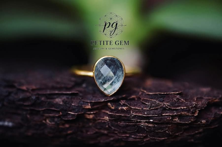 Nhẫn đá Aquamarine giọt nước