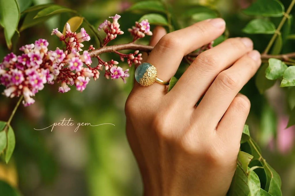 Nhẫn aquamarine hoa vàng
