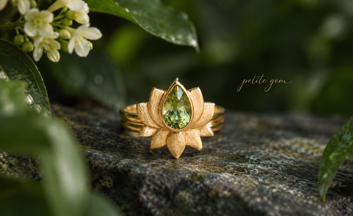 Nhẫn Hoa Sen đính đá peridot giọt nước 5*8mm