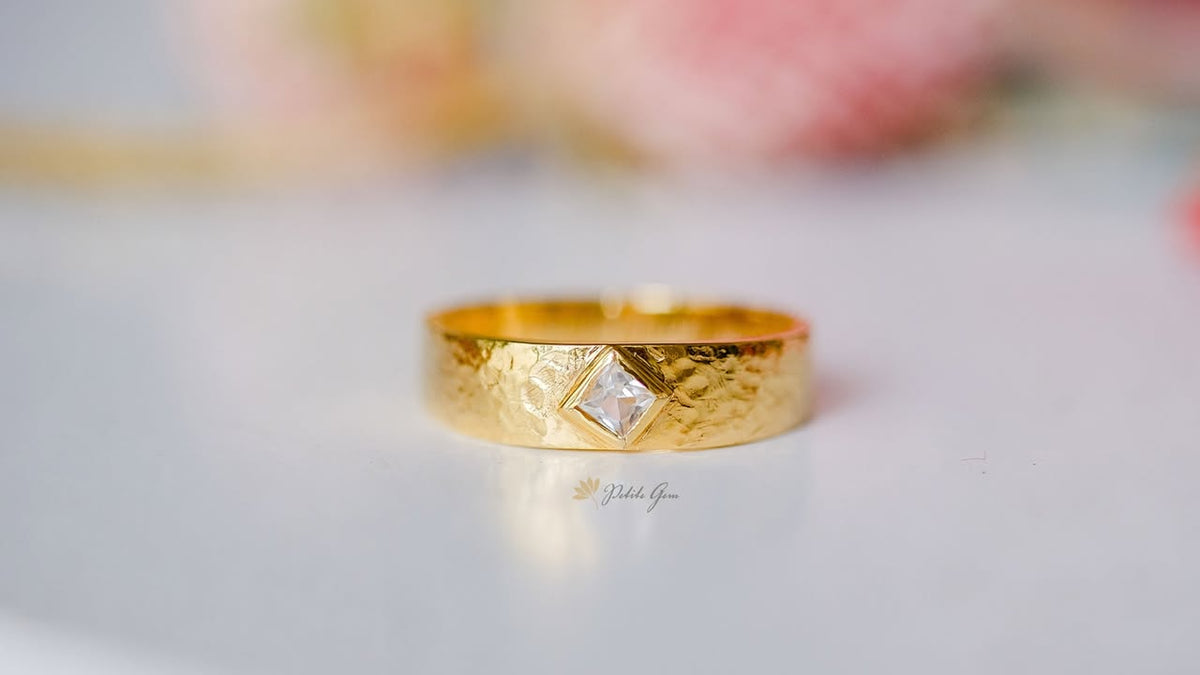 Nhẫn handmade đá Topaz vuông 3mm