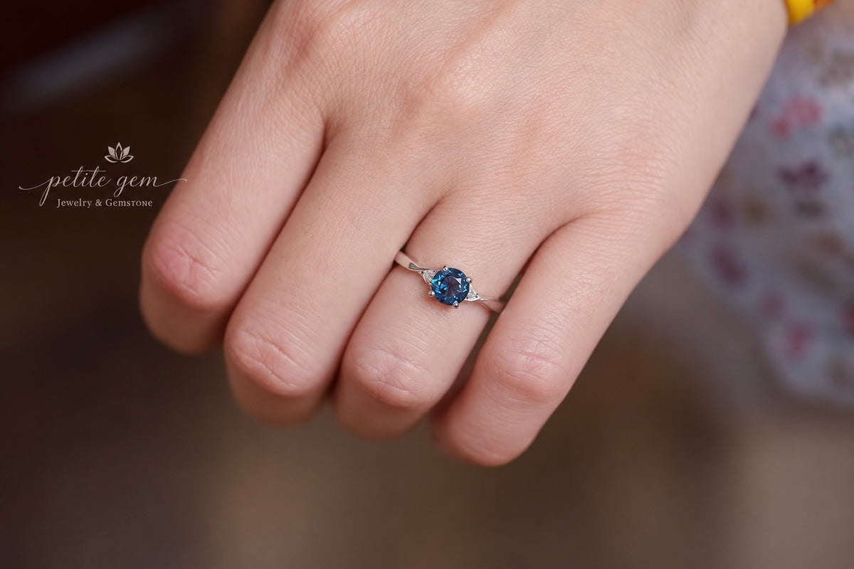 Nhẫn Topaz London 6mm