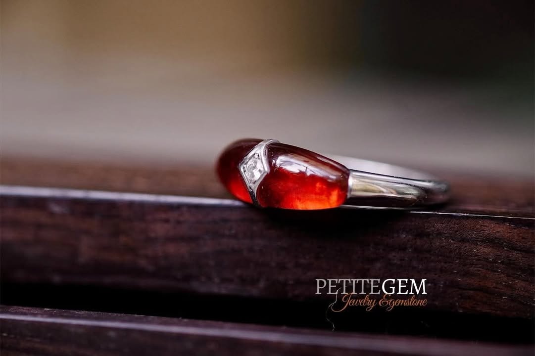 Nhẫn garnet oval vintage