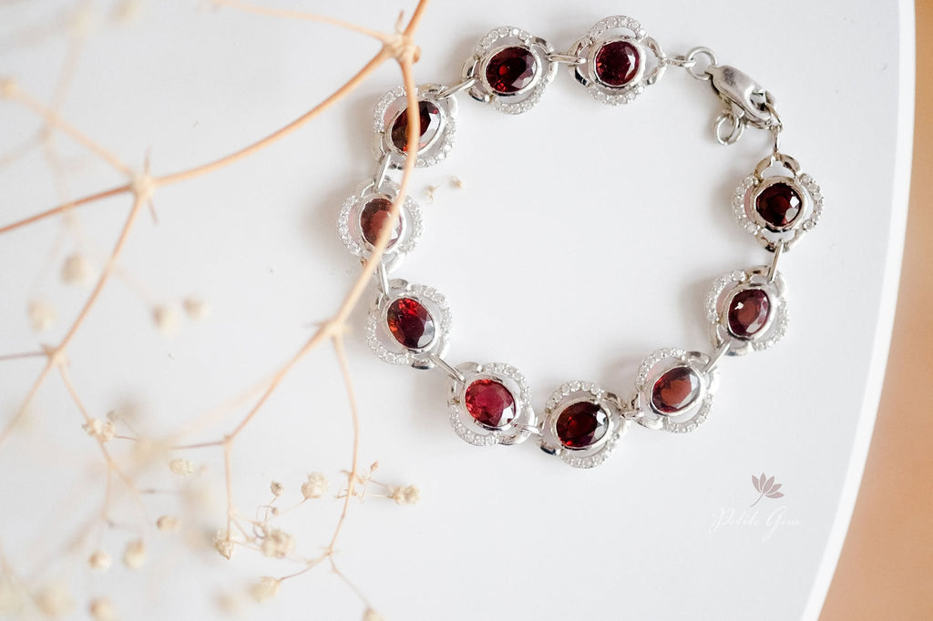Lắc tay đá garnet oval