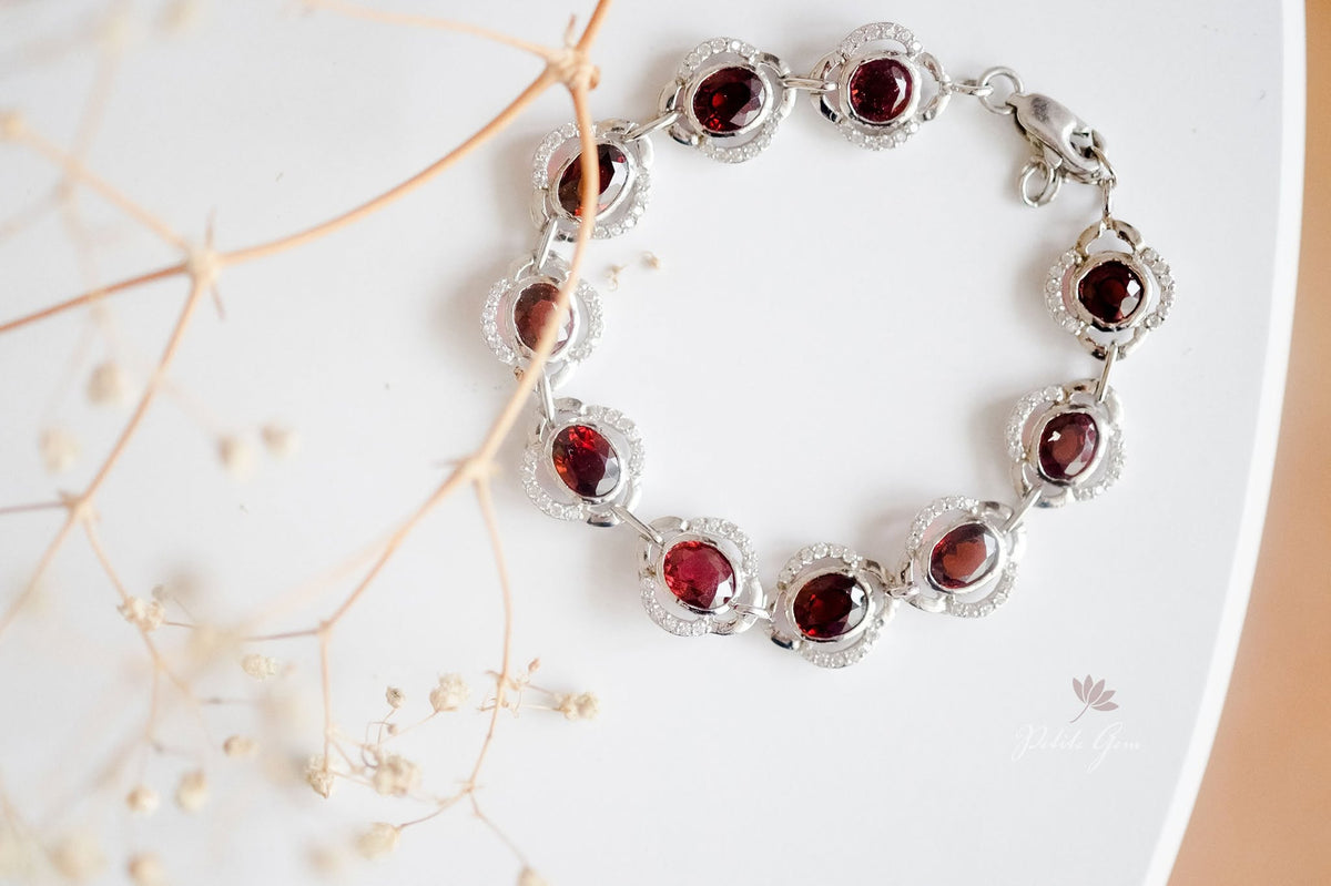Lắc tay đá garnet oval