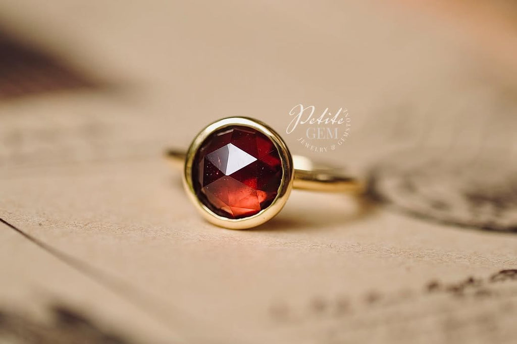 Bộ trang sức garnet tự nhiên mặt đá tròn 8mm, 4mm
