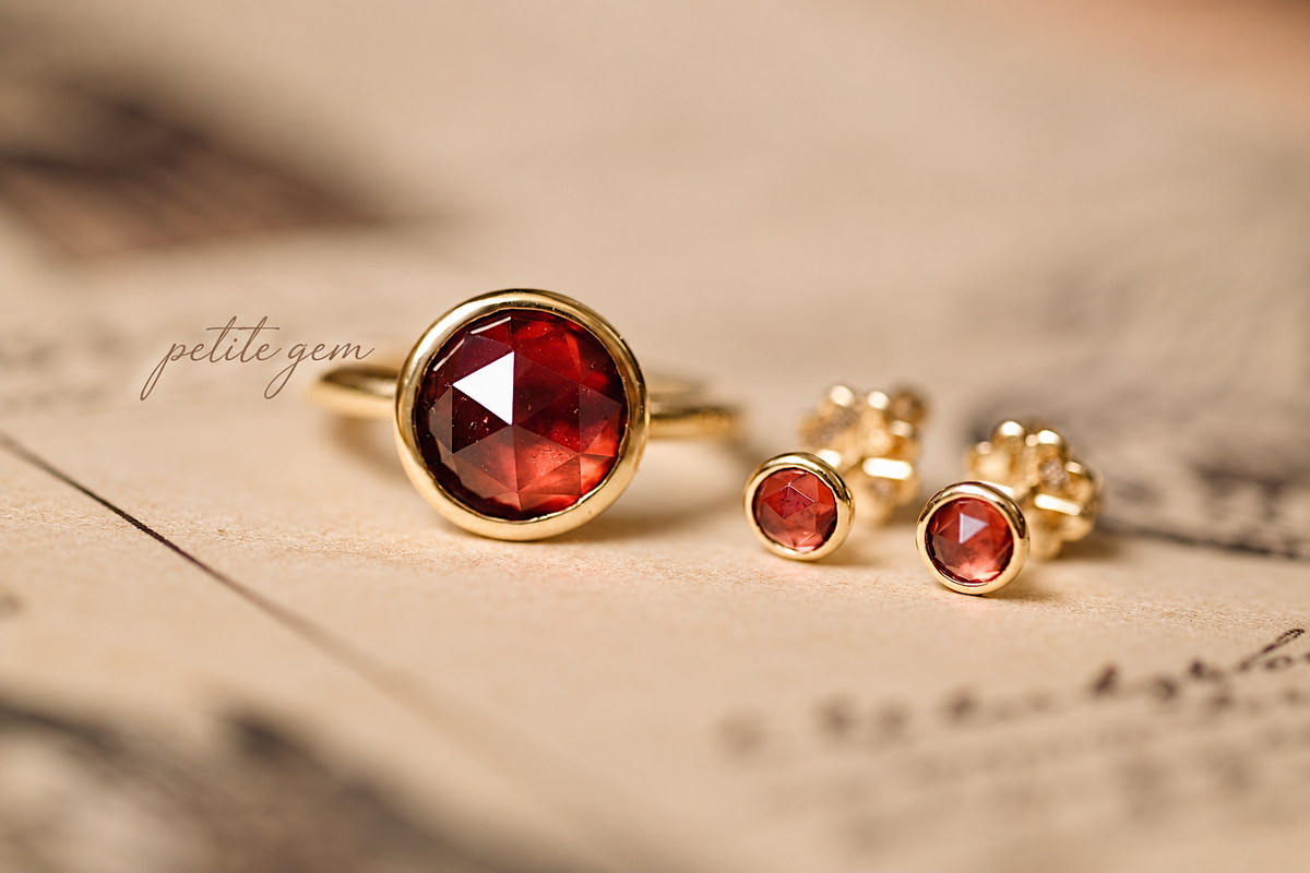 Bông tai garnet tự nhiên
