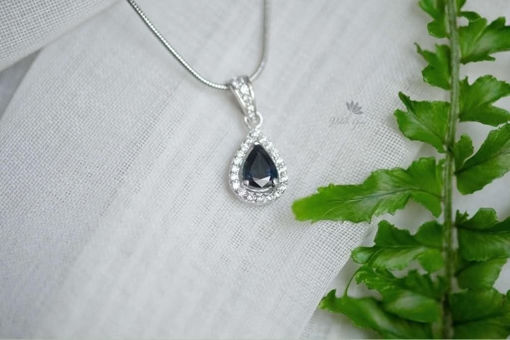 Mặt dây sapphire giọt nước