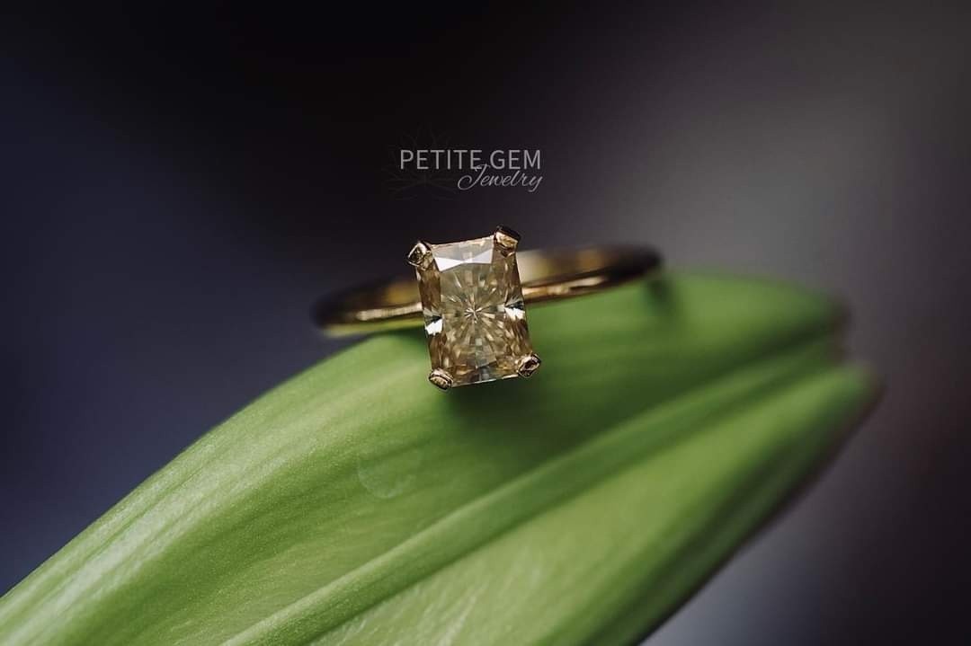 Nhẫn moissanite vàng giác radiant 7*9mm