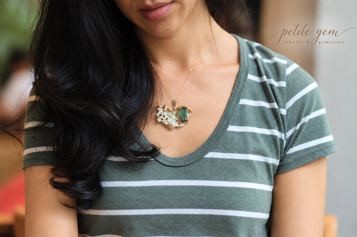 Auris – Dây chuyền emerald thô