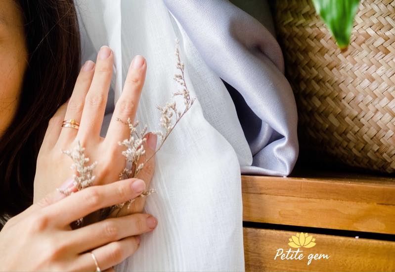 Thu Kết – Nhẫn sapphire vàng tròn 5mm
