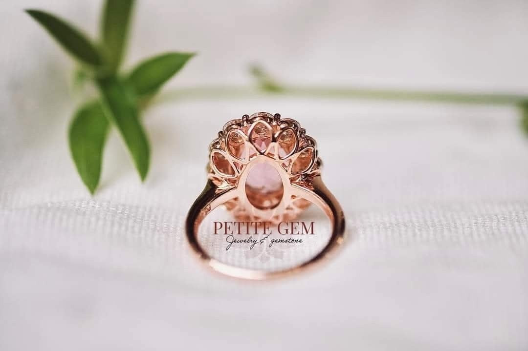 Tĩnh – Nhẫn tourmaline hồng oval