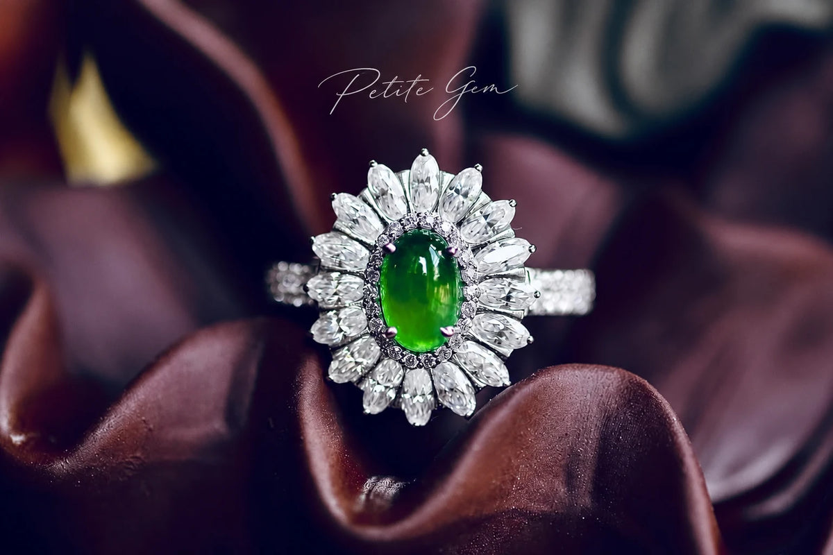 Vân Chi – Nhẫn ngọc phỉ thuý oval