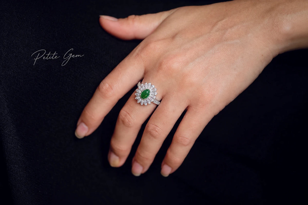 Vân Chi – Nhẫn ngọc phỉ thuý oval