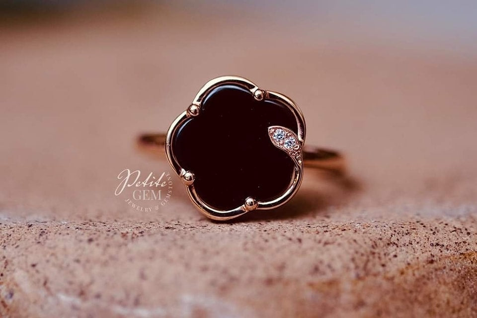 Nhẫn tectit đính moissanite