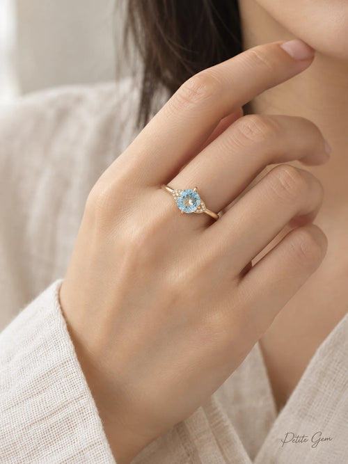 Aster – nhẫn topaz xanh tròn