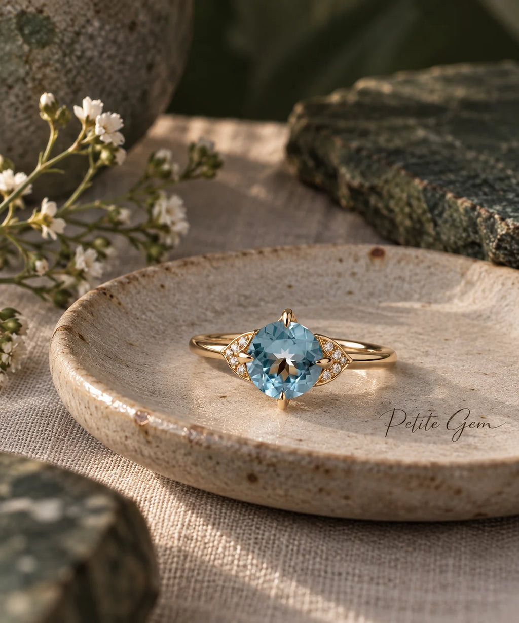 Aster – nhẫn topaz xanh tròn