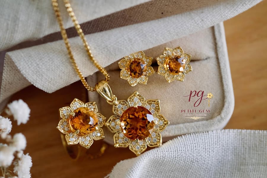 Nhẫn Mai Vàng - Biểu Tượng Mùa Xuân