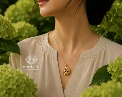 Mặt dây chuyền hoa cẩm tú cầu