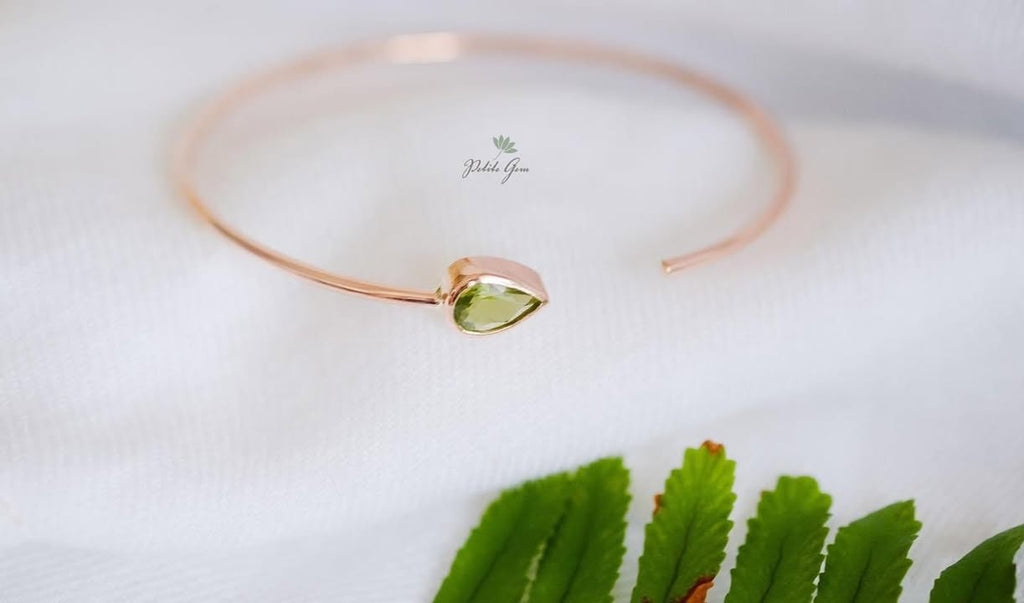 Lắc tay giọt đá peridot đính đá