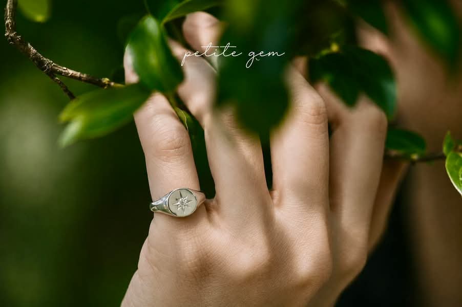 Nhẫn signet ngôi sao phương Bắc