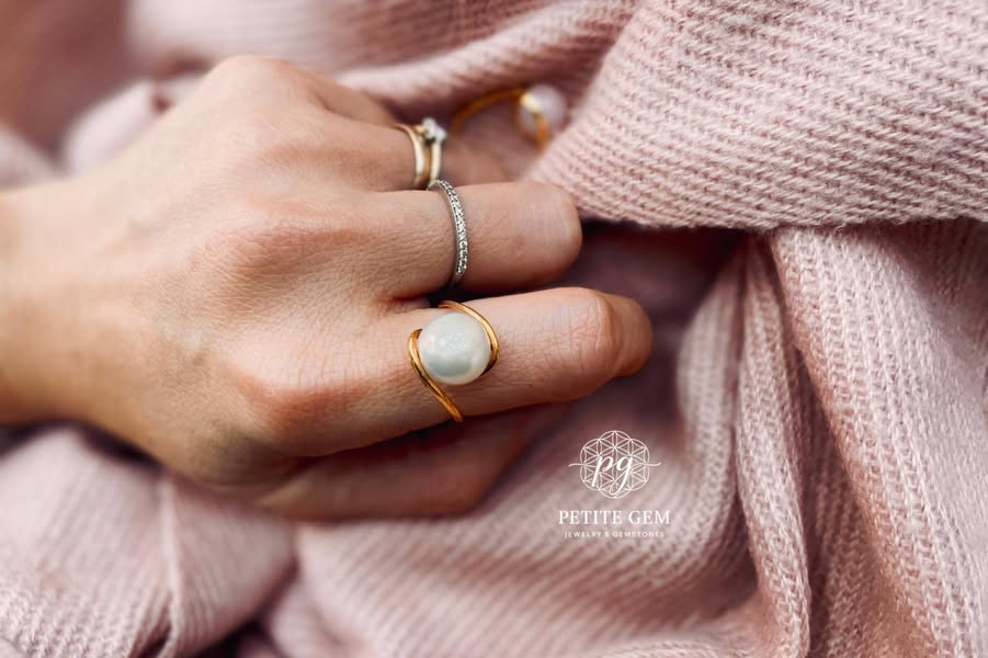 Nhẫn Ngọc Trai Vàng – Thiết Kế Dịu Dàng