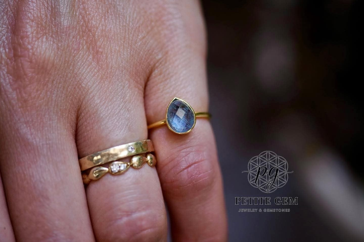 Nhẫn đá Aquamarine giọt nước