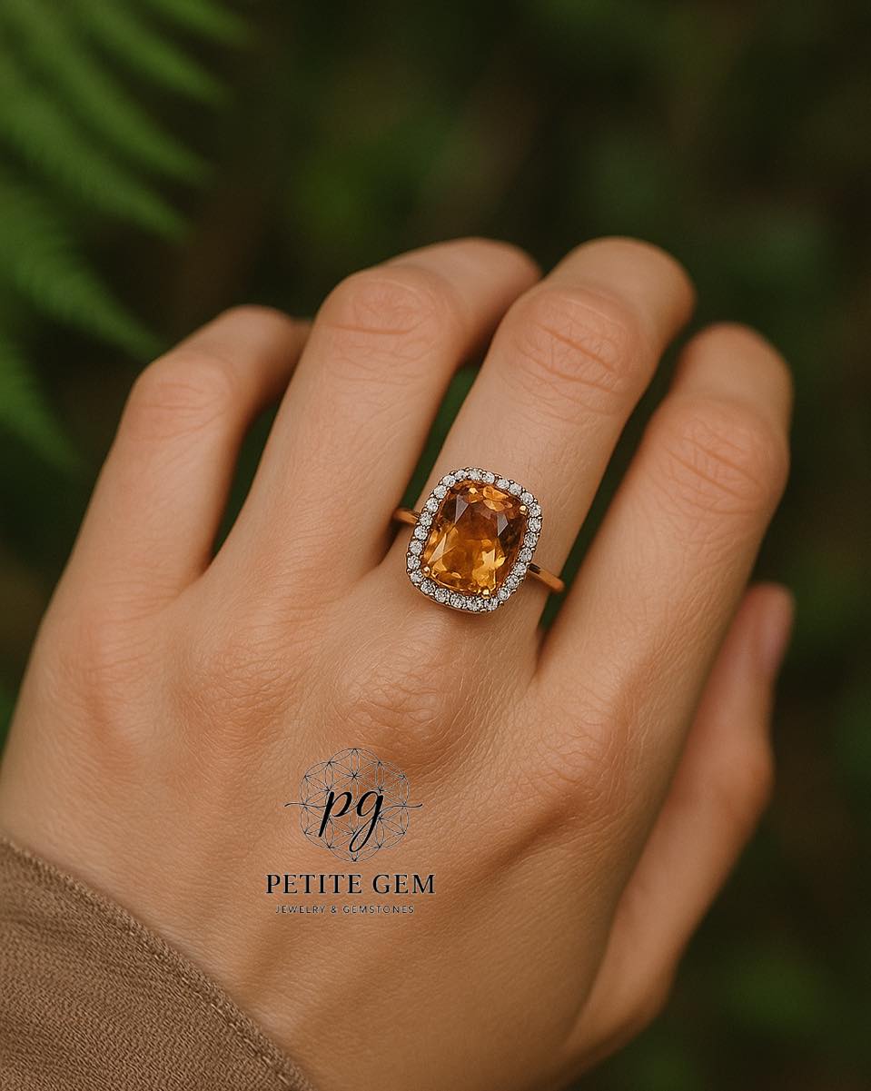 Nhẫn Citrine thiên nhiên 10x12mm viền moissanite