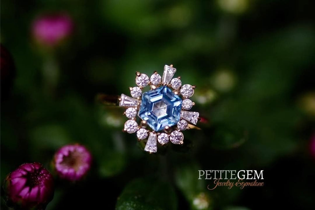 Nhẫn đá topaz xanh