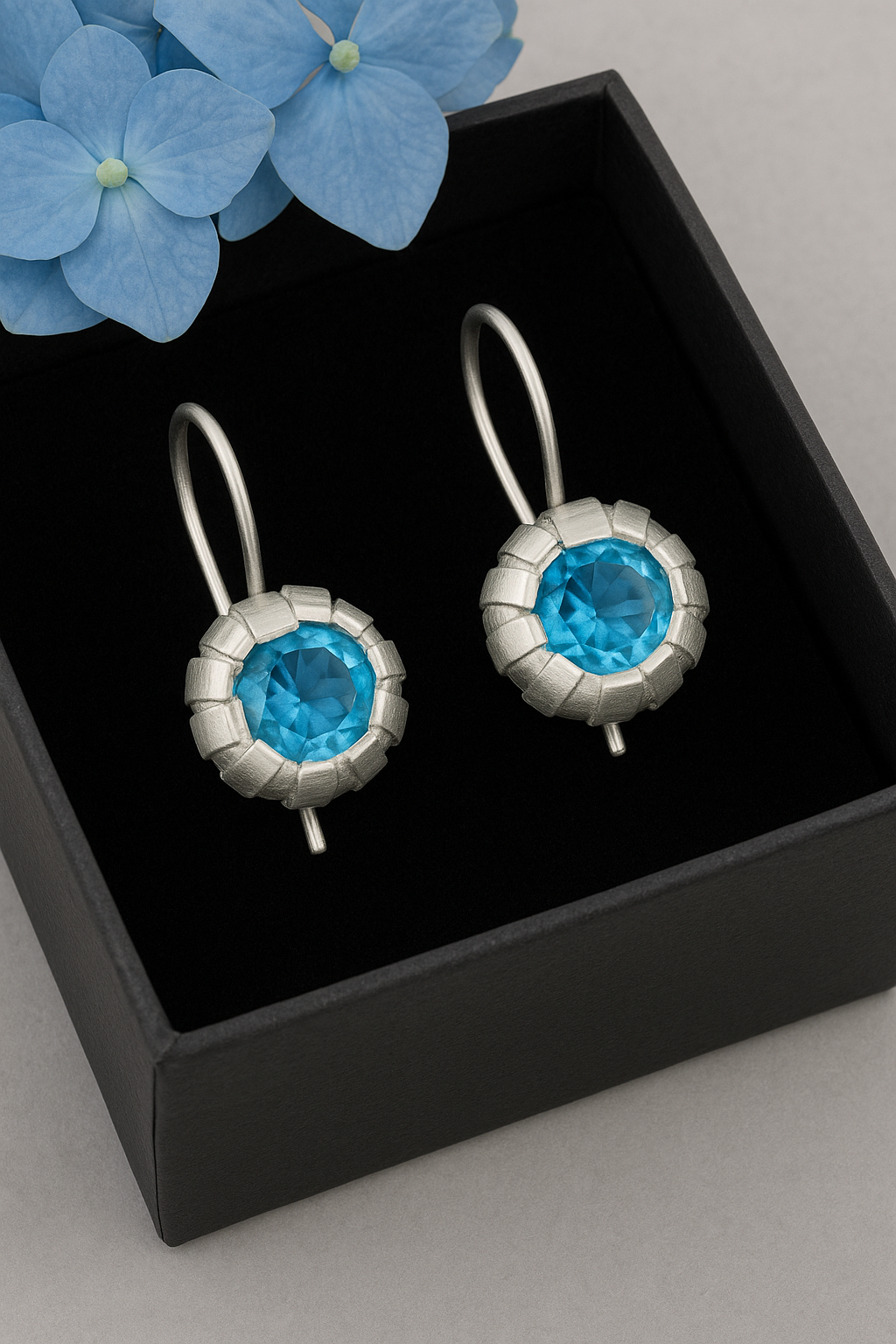 Bông tai bạc đá Topaz