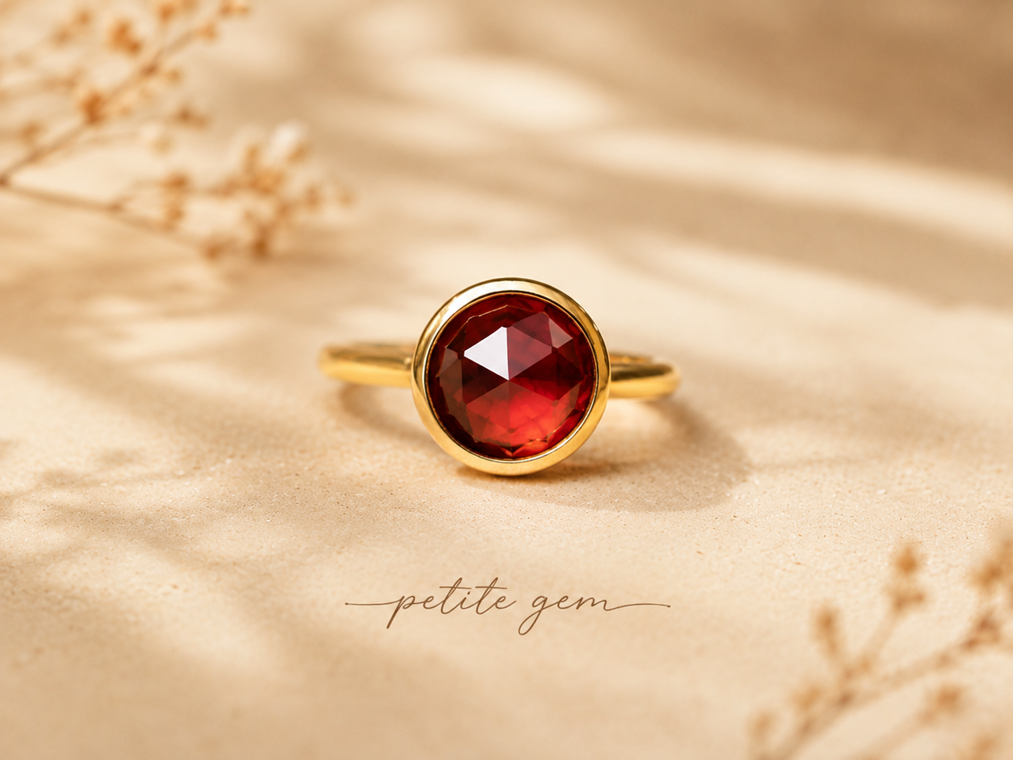 Nhẫn đá garnet tròn