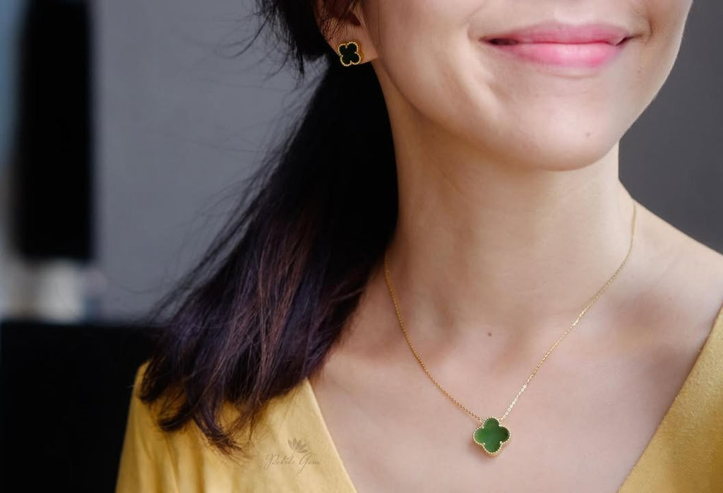 Khuyên tai ngọc bích cỏ 4 lá · pg-facebook:1165895154143370 · batch:075682d2:1